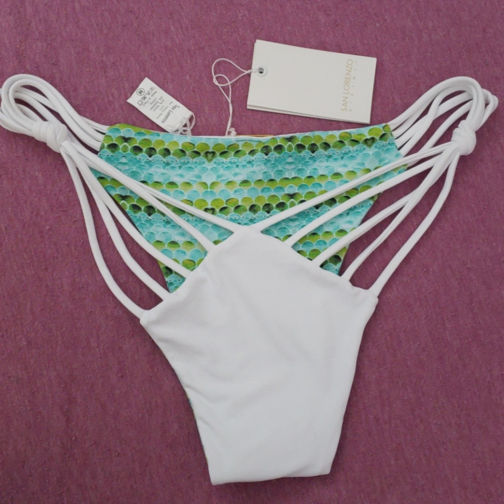 Reversible San Lorenzo V-knot bottoms